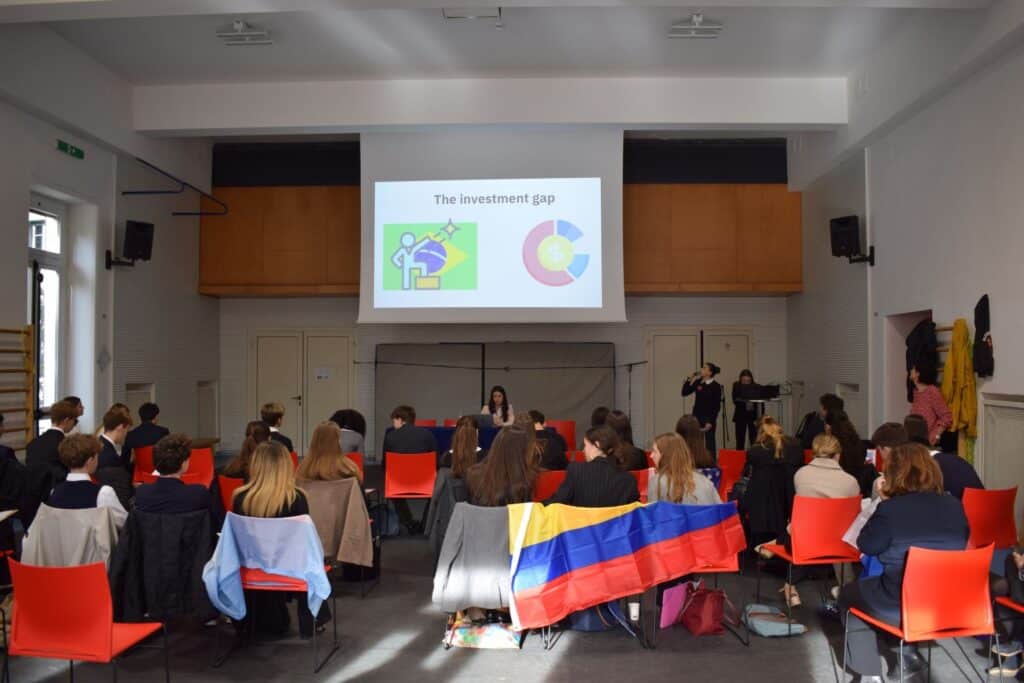 L'Ecole suisse de Rome à Students' United Nations SUN à Genève