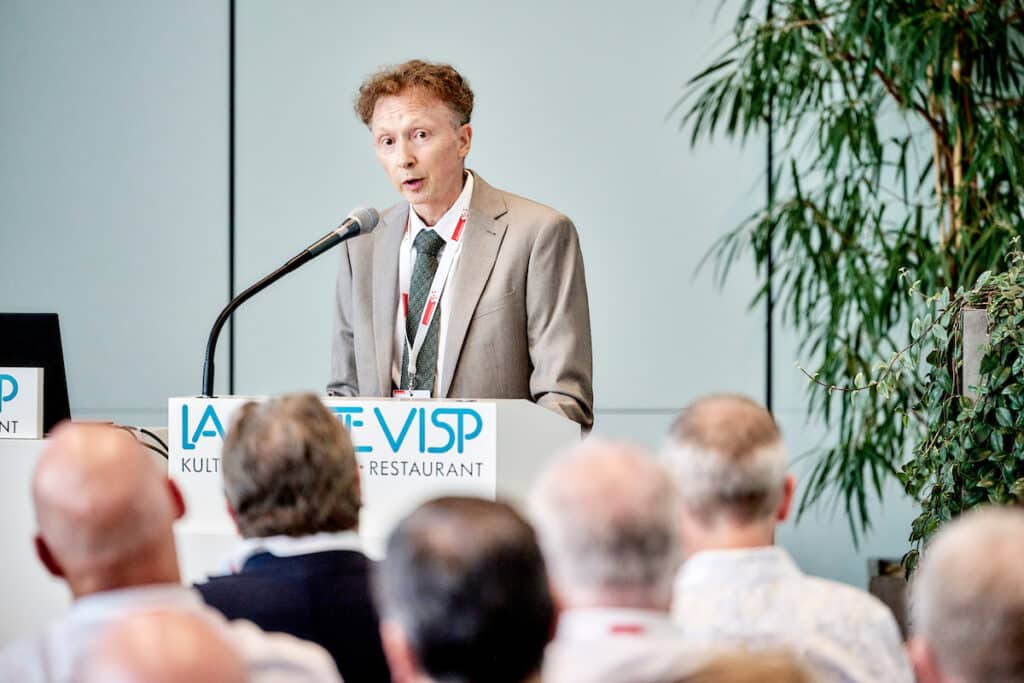 David Vitali an der Jahreskonferenz 2026 der Schweizerschulen im Ausland